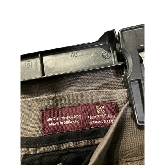 2 Pair Identical Nordstrom 9” Cotton Shorts Pleats
Smartcare 32W, 1 Tan, 1 Brown - Picture 5 of 10